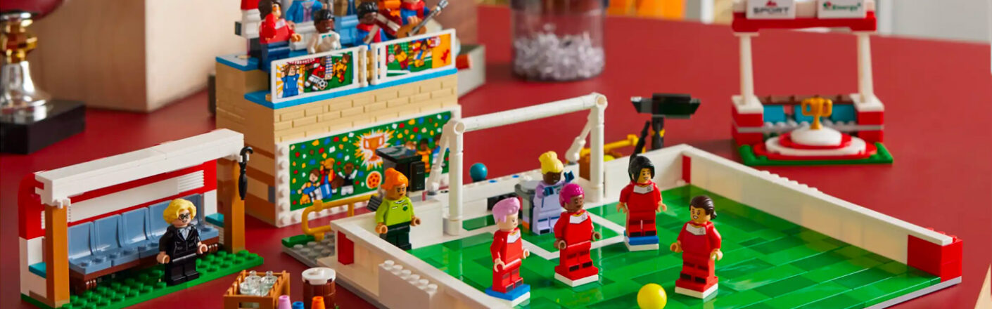 The LEGO 40634 Icons of Play set brings Women’s Soccer to the field