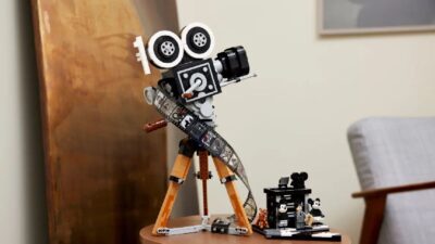 Walt Disney Tribute Camera: A Stunning LEGO Disney Collectible Set