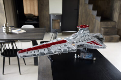 Unveiling the LEGO Star Wars Venator-Class Republic Attack Cruiser